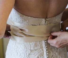 Making your wedding dress special - checklist
