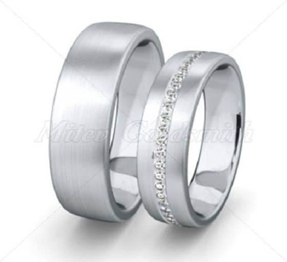 Stackable Infinity Petite Diamond Fashion Ring | Dunkin's Diamonds